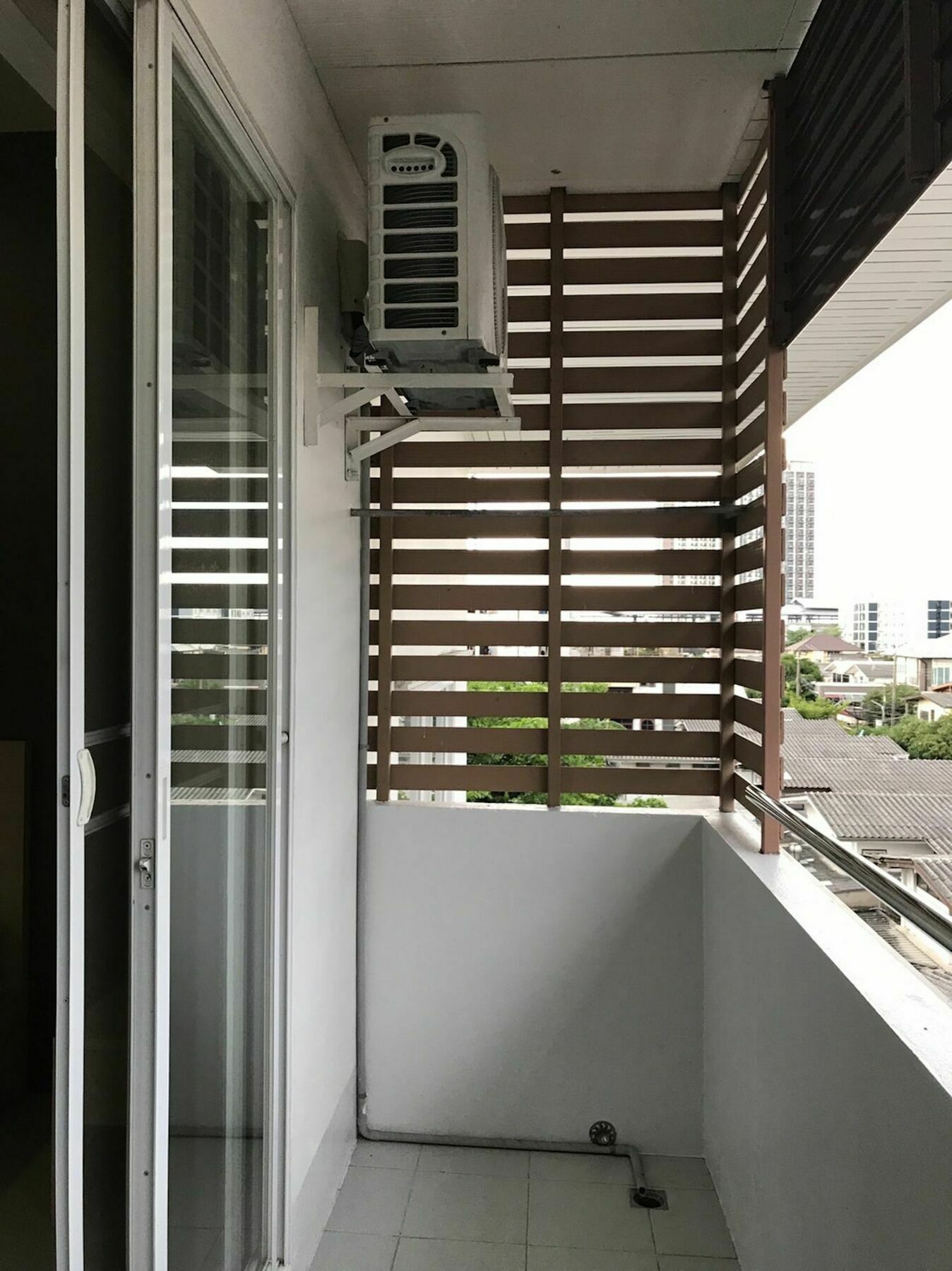 Ruan Plaisoi Apartment Bangkok Exterior photo