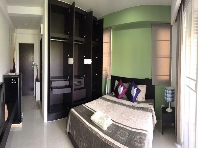 Ruan Plaisoi Apartment Bangkok Exterior photo